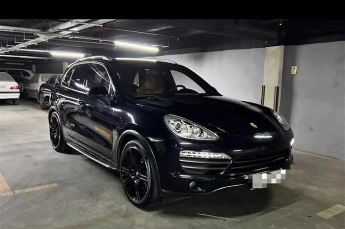 IMG 9407 700x466 - Car rental documents in Tehran