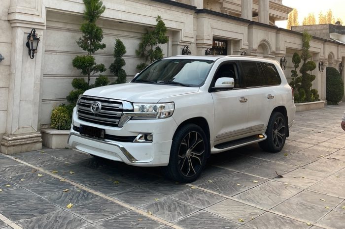 IMG 8669 1 700x466 - Car rental documents in Tehran