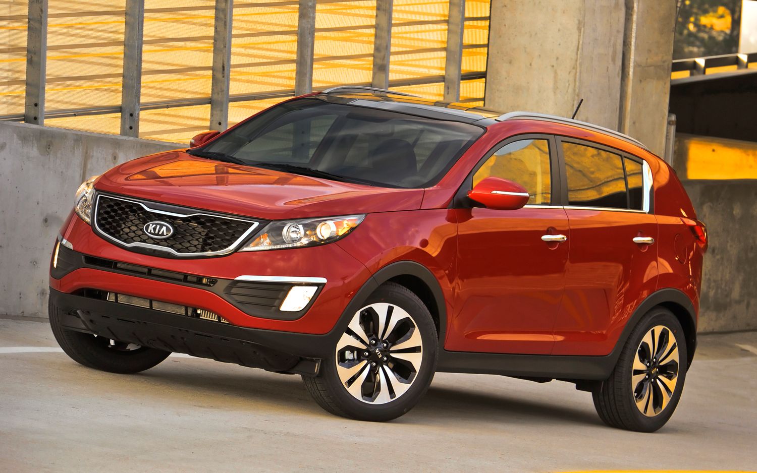 Kia Sportage Chassis - Online Car Hire in Tehran With Special Discount