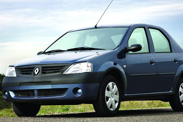 Rent Renault L90 700x466 - Car rental documents with exceptional conditions