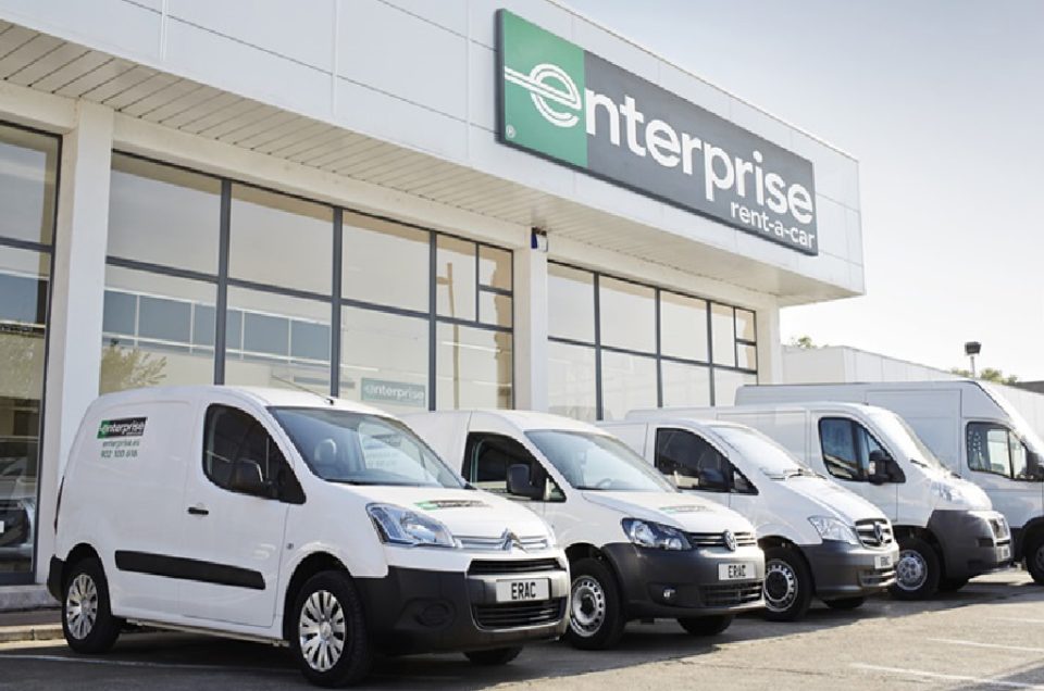 اجاره ون برای سرویس مدارس و ادارات در تهران