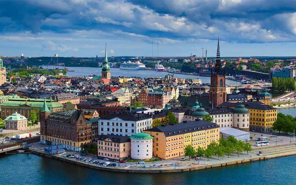 راهنمای جامع سفر از سوئد به ایران