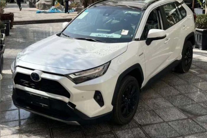 اجاره تویوتا RA4 در تهران | Rent Toyota Rav4 2025 in Tehran